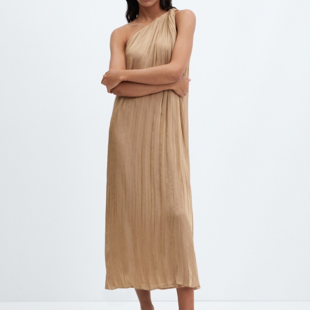 Mango Asymmetrical Pleated Dessert | NEW WITH TAG | Size 4 | Gold
